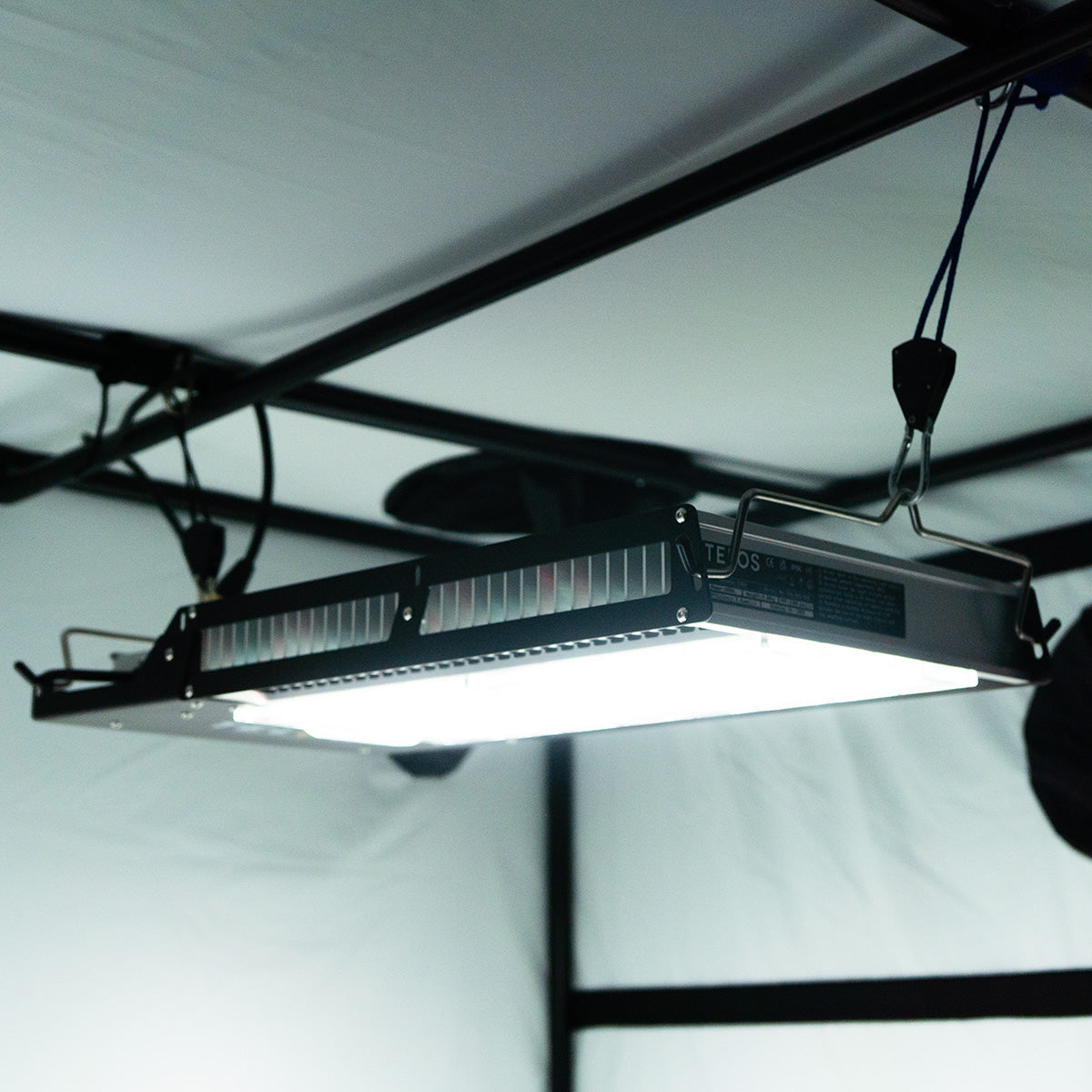 Telos Dynamic LED Grow Light Fanless Full Spectrum