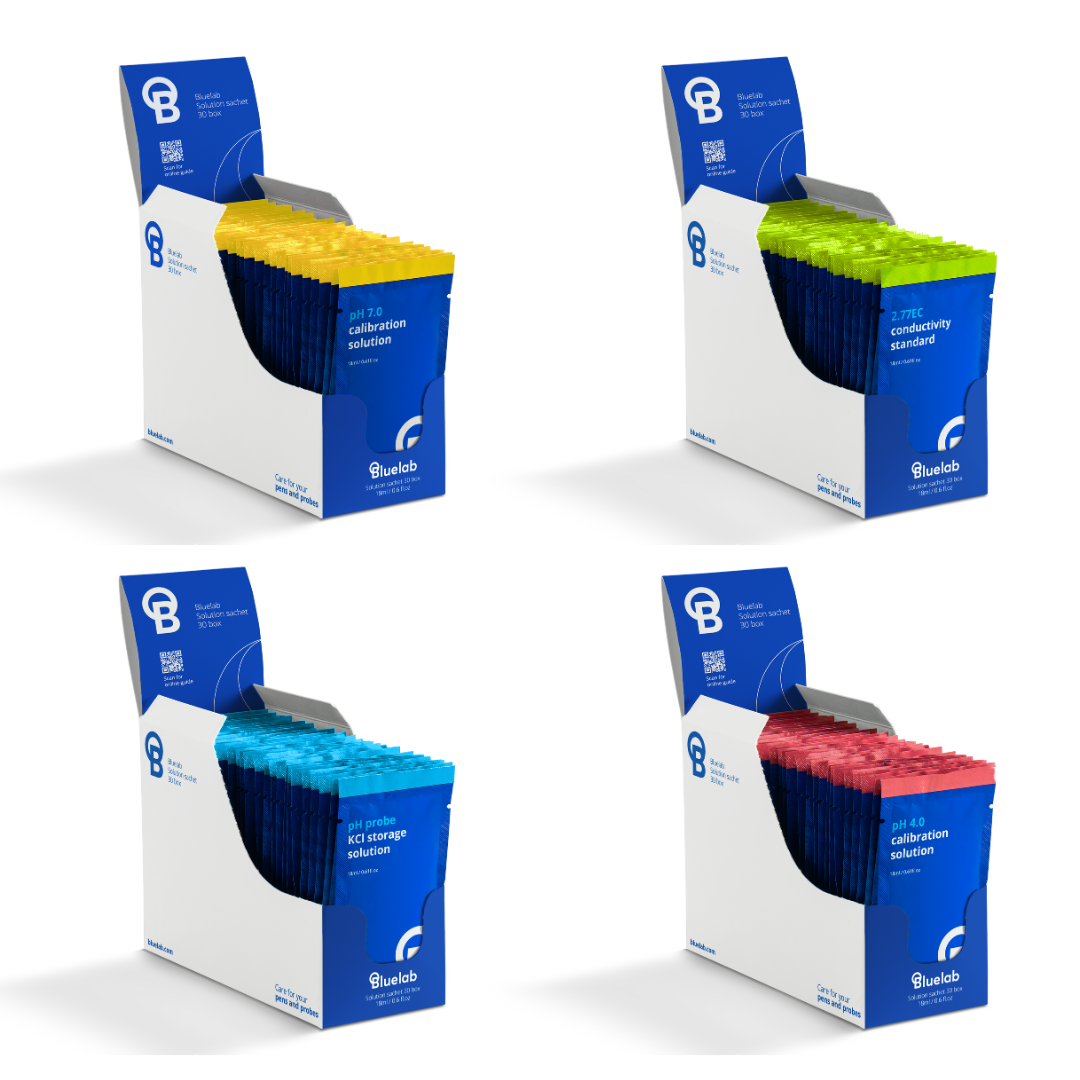 Bluelab Solution Sachet range - pH 7.0, EC 2.77, KCl storage and pH 4.0 boxes shown together