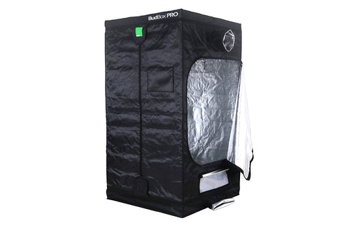 BudBox Pro Tent 120x120x220cm, second angle showing the frame, doors and silver mylar interior