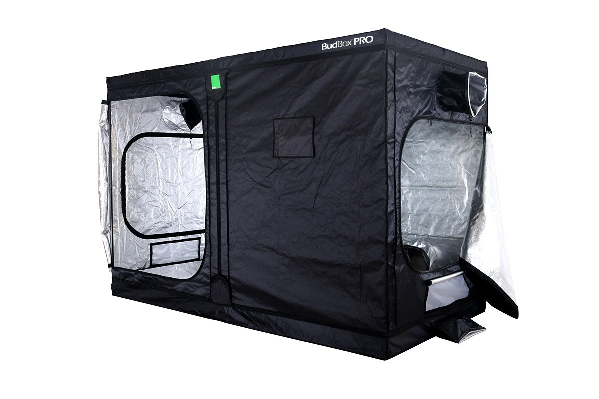 BudBox Pro Tent 150x300x200cm with the front and end doors open, showing the silver Mylar interior