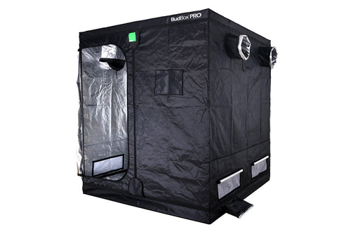 BudBox Pro Tent 200x200x220cm, second angle showing the frame, doors and silver mylar interior