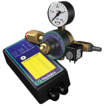Ecotechnics Unis CO2 Controller – close-up detail of the regulator gauge and emitter valve