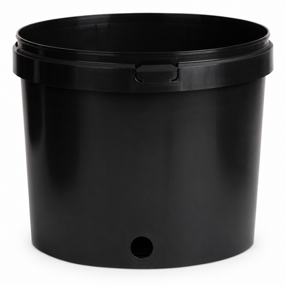 IWS Outer container with drainage port