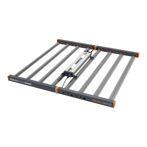 Maxibright MaxiLED Pro Dual 2290 860W — angled view of the eight-bar fixture with MaxiLED Pro DUAL 2290 frame