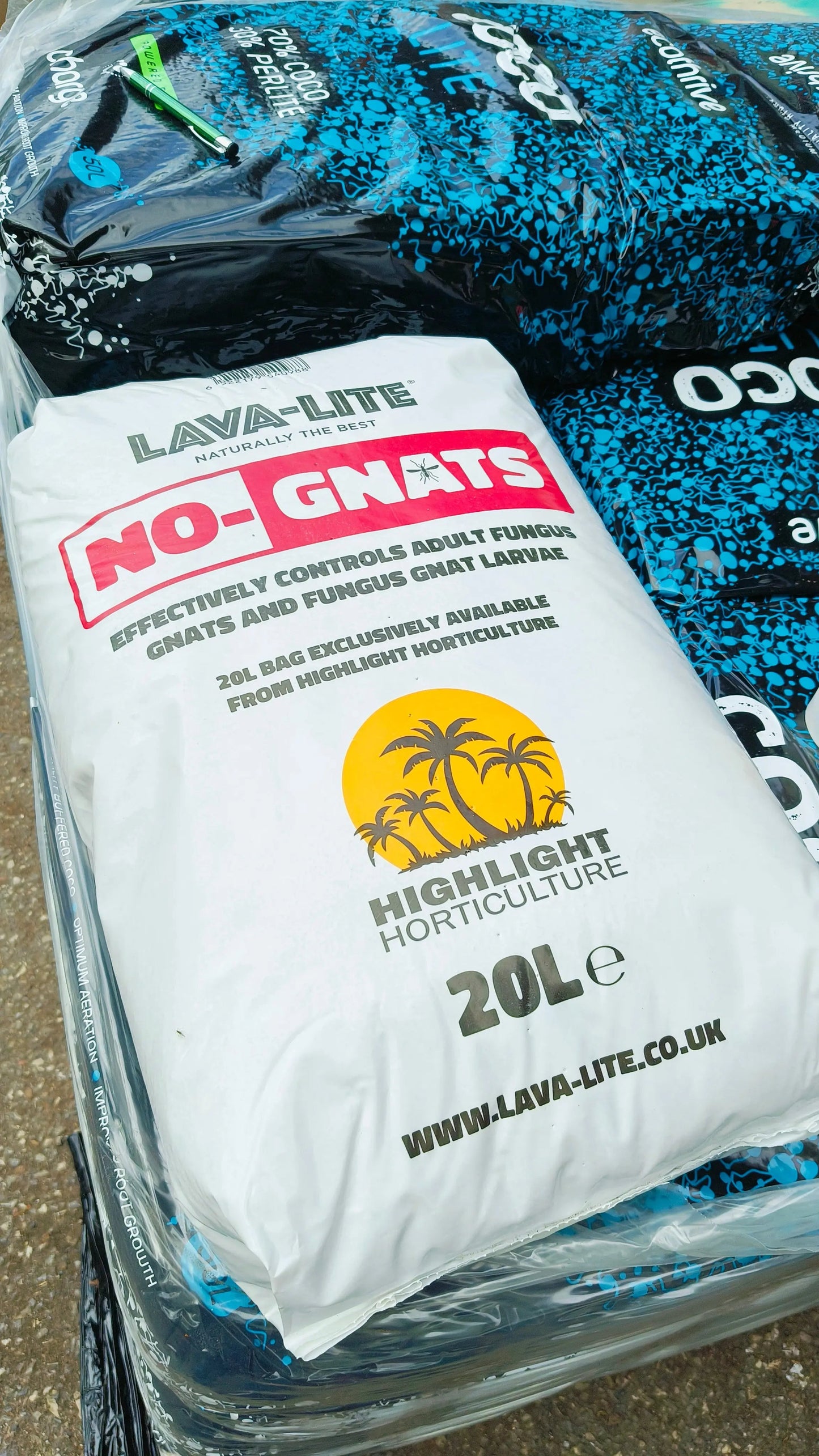 Lava-Lite No Gnats Natural Fungus Gnat Barrier Top Dressing